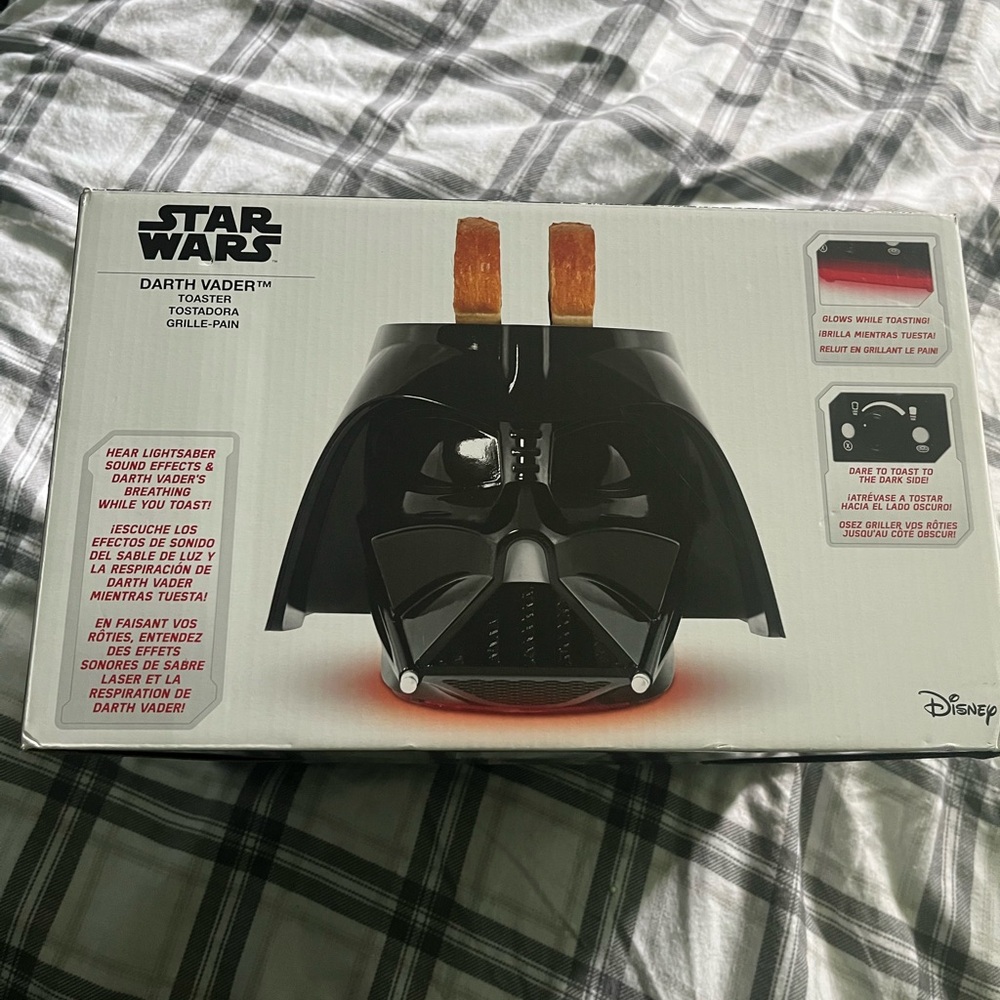 Darth Vader Toaster